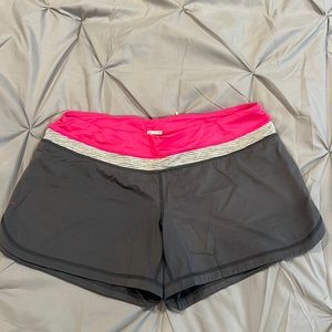 Lululemon shorts, size large